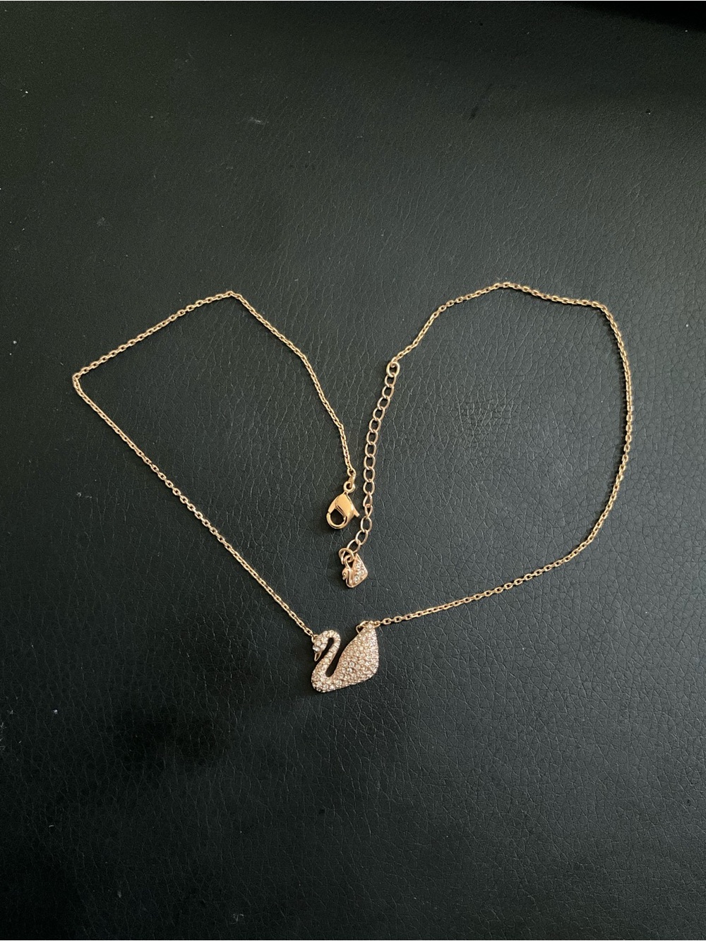 EUC Swarovski Rose Gold Swan Crystal Pendant Necklace - Picture 3 of 4